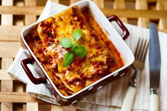 lasagne s mletým krůtím masem